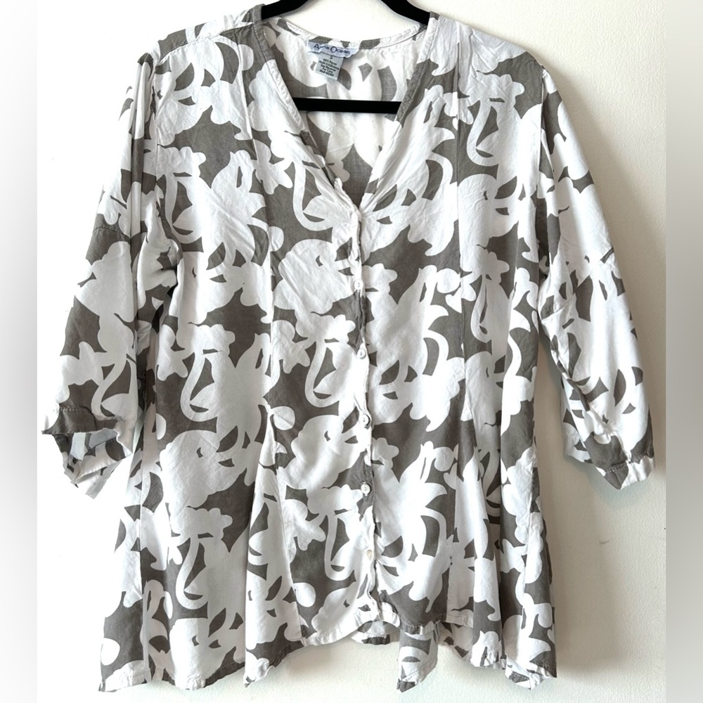 Anna Ocean top